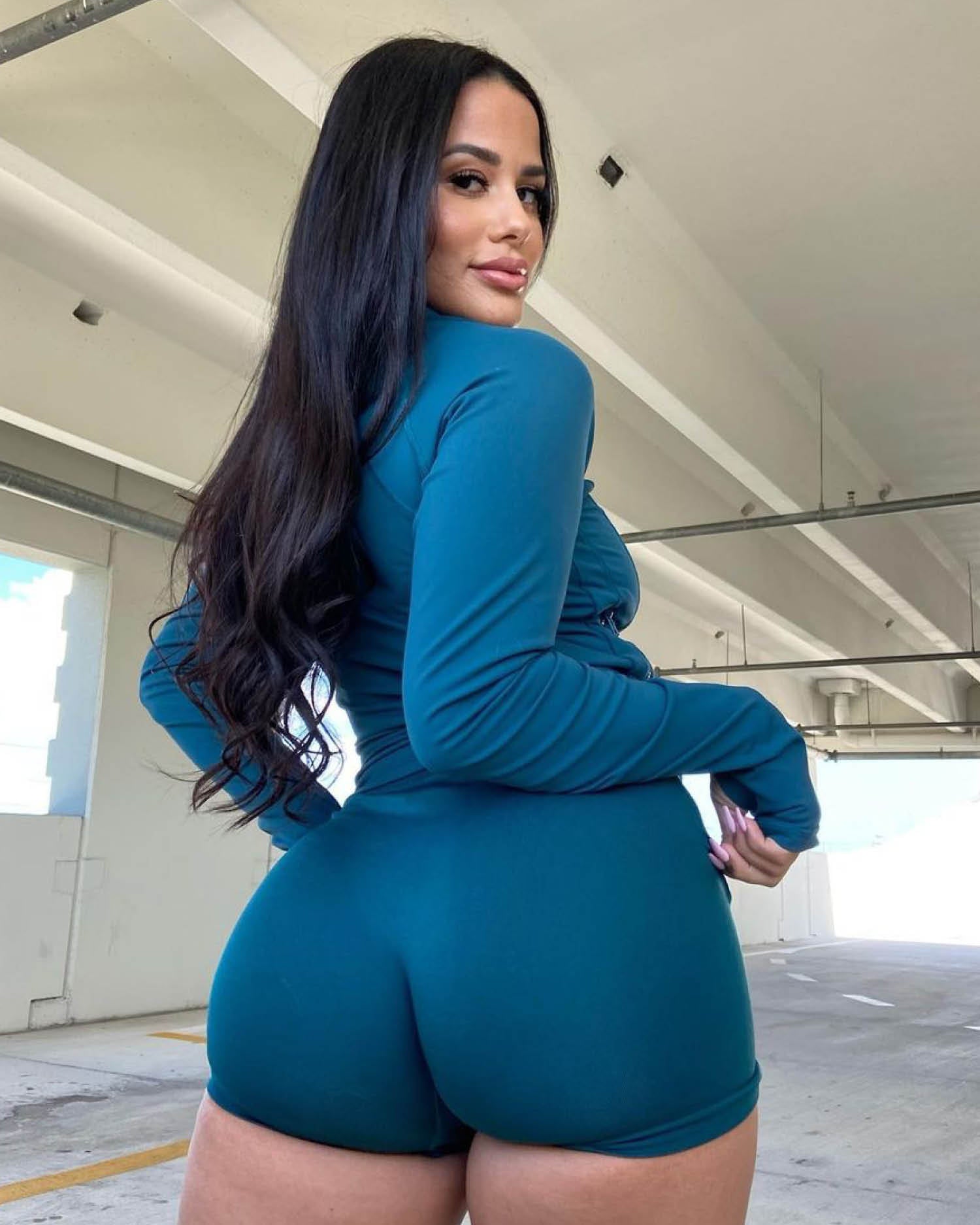 Signature Booty Short | TEAL-WBK FIT